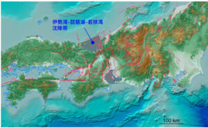 構造線:伊勢湾若狭湾